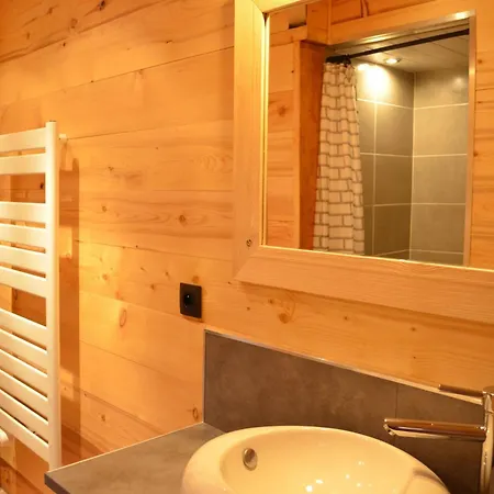 Apartment Lumineux 3 Pieces Avec Balcon, Parking, Et Equipements Famille A - Fr-1-676-46 Chatel